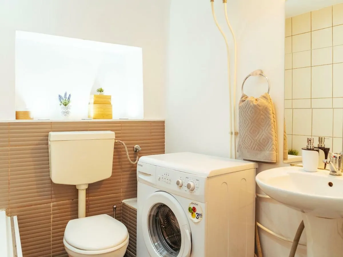 Apartment Tonitza Old Town - Double Studio Bucharest Romania